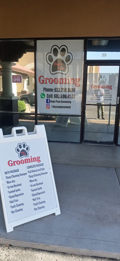 Dogs paw GROOMING