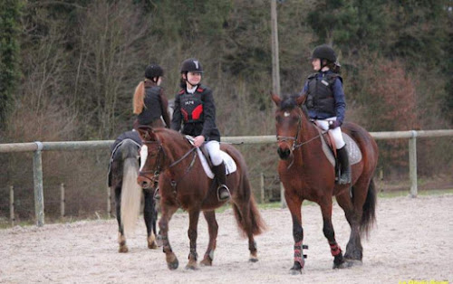 Poney-club Centre equestre du Moulin Bourg à Ouilly-du-Houley