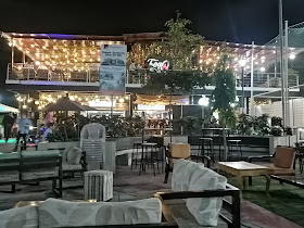 Mungu's - Resto Bar