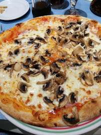 Pizza du Pizzeria Grill Carlo à Guignes - n°18