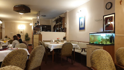Restaurant Tei - Bulevardul Lucian Blaga 34, Satu Mare 447230, Romania