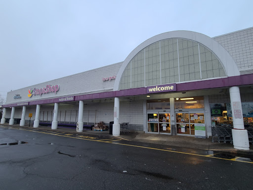 Grocery Store «Super Stop & Shop», reviews and photos, 20 Washington Ave, Dumont, NJ 07628, USA