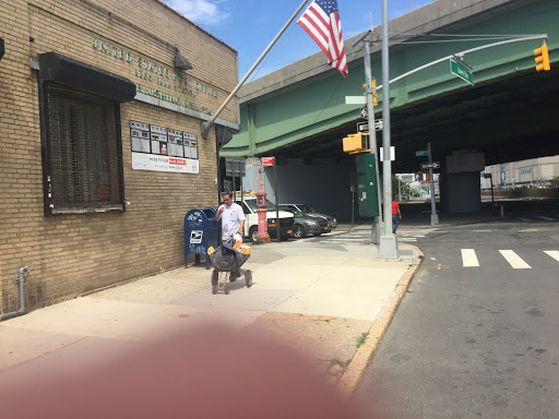 Post Office «United States Postal Service», reviews and photos, 9224 Queens Blvd, Rego Park, NY 11374, USA