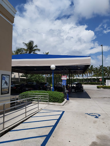 Car Wash «Simoniz Car Wash», reviews and photos, 19055 Biscayne Blvd, Miami, FL 33180, USA