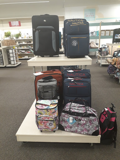 Clothing Store «Burlington Coat Factory», reviews and photos, 4500 S Damen Ave, Chicago, IL 60609, USA