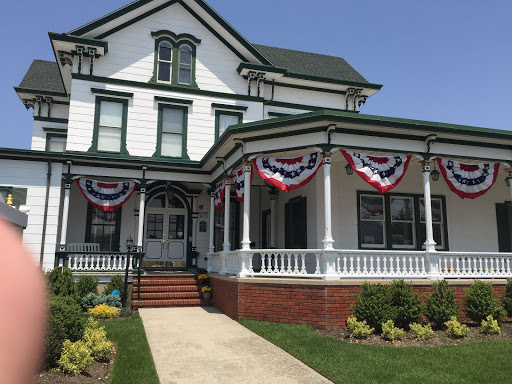 Funeral Home «Tuthill-Mangano Funeral Home, Inc», reviews and photos, 406 E Main St, Riverhead, NY 11901, USA