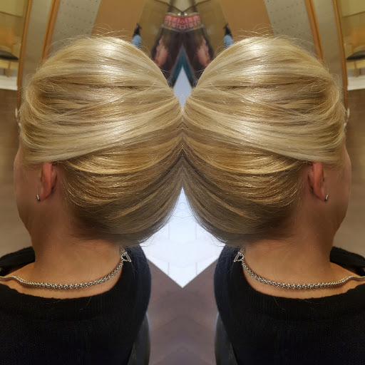 Hair Salon «Regis Salon», reviews and photos, 4742 River City Dr #131, Jacksonville, FL 32246, USA