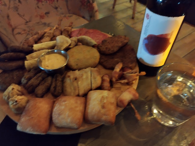 Opinii despre Marabu Bay CAFE în Πειραιάς - Καφετέρια