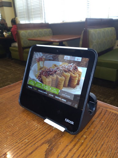 Shopping Mall «Bala Cynwyd Shopping Center», reviews and photos, 59 E City Ave, Bala Cynwyd, PA 19004, USA