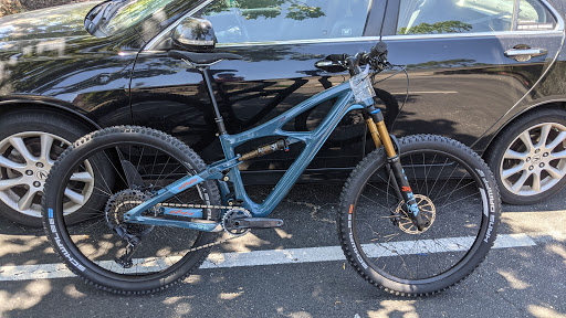 Sporting Goods Store «Sports Basement San Ramon», reviews and photos, 1041 Market Pl, San Ramon, CA 94583, USA