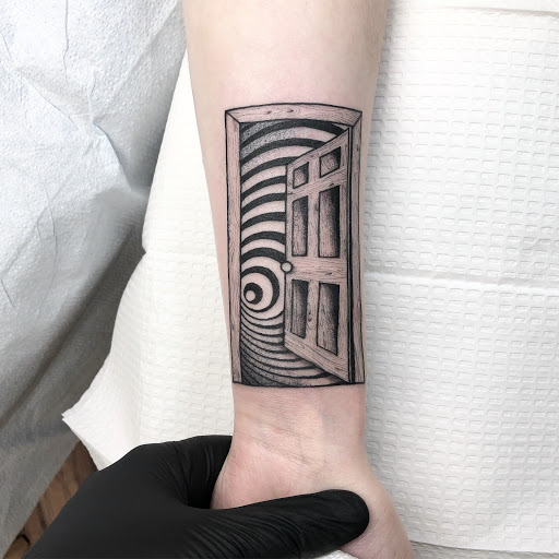 Tattoo Shop «Lombard Street Tattoo», reviews and photos, 8937 N Lombard St, Portland, OR 97203, USA