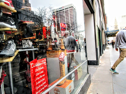 Shoe Store «Sole Street Shoes», reviews and photos, 716 16th St # 1, Denver, CO 80202, USA