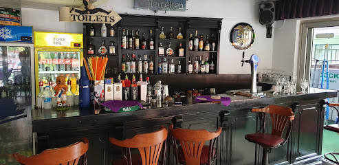 Theo's Palace Restorant Bar