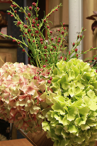 Thrift Store «Bargain Box Thrift Store», reviews and photos, 153 10th St S, Naples, FL 34102, USA