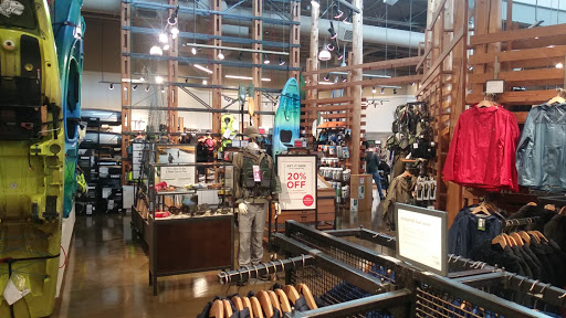 Clothing Store «L.L. Bean», reviews and photos, 75 Evergreen Way, South Windsor, CT 06074, USA