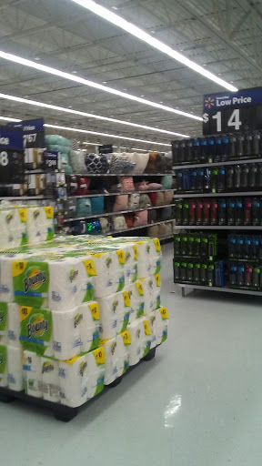 Discount Store «Walmart», reviews and photos, 3133 Main St, Mohegan Lake, NY 10547, USA