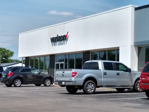 Cell Phone Store «Verizon», reviews and photos, 10651 E US Hwy 36 a, Avon, IN 46123, USA