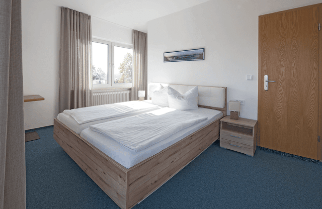 Chambres Logement indépendant avec services Pension & Ferienwohnung Berg 65375 Oestrich-Winkel