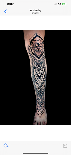 Explore scuba tattoo ideas, creative tattoo ideas in Honolulu, available at Aloha Tattoo Waikiki Hilton Hawaiian Village Rainbow Bazaar