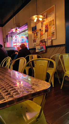 Ice Cream Shop «Jiffy Treat Homemade Ice Cream», reviews and photos, 223 S Pete Ellis Dr # 3A, Bloomington, IN 47408, USA