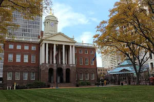 Connecticut's Old State House image