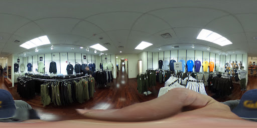 Clothing Store «I Goldberg Army & Navy», reviews and photos, 1300 Chestnut St, Philadelphia, PA 19107, USA