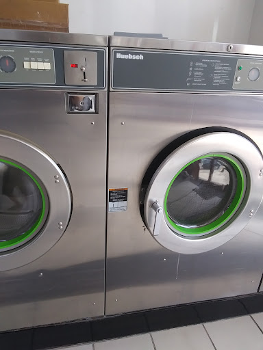 Dry Cleaner «Dow Cleaner & Washateria», reviews and photos, 7895 W Tidwell Rd # D, Houston, TX 77040, USA