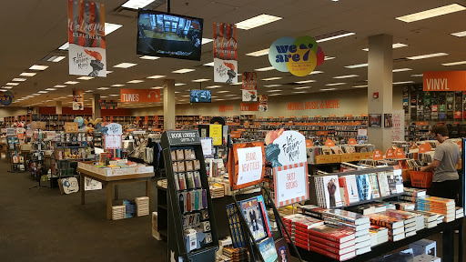 Used Book Store «2nd & Charles», reviews and photos, 6606 S Parker Rd, Aurora, CO 80016, USA