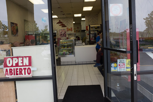 Donut Shop «Donut World», reviews and photos, 27672 Santa Margarita Pkwy, Mission Viejo, CA 92691, USA