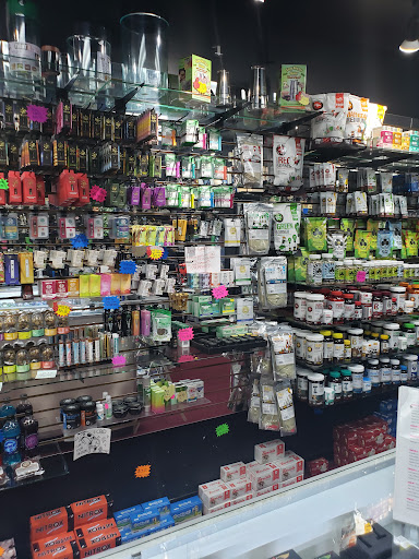 Vaporizer Store «High Life Smoke Shop», reviews and photos, 222 W Broad St, Statesville, NC 28677, USA