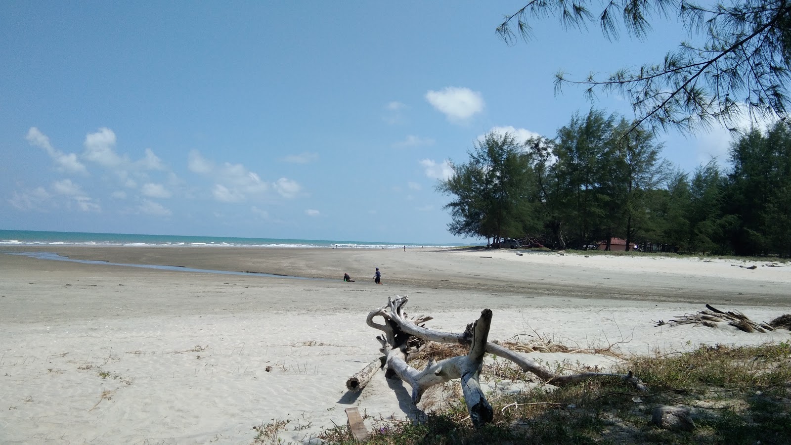 Photo of Sepat Recreation Center Beach with long straight shore