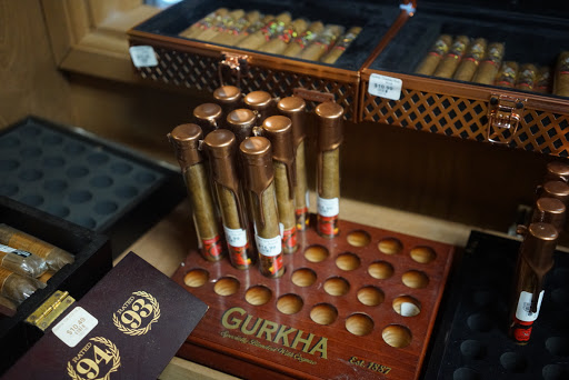 Tobacco Shop «Paradise Island Smoke Shop», reviews and photos, 3316 Snapfinger Rd, Lithonia, GA 30038, USA