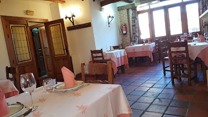 Restaurante El Caserón - Pl. Mayor, 7, 40389 San Pedro de Gaíllos, Segovia, Spain