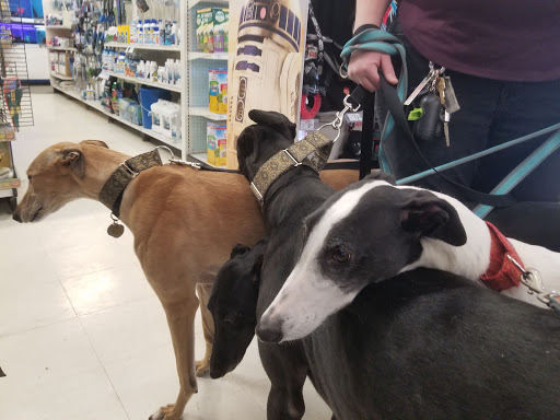 Pet Supply Store «Petco Animal Supplies», reviews and photos, 2277 Ford Pkwy, St Paul, MN 55116, USA