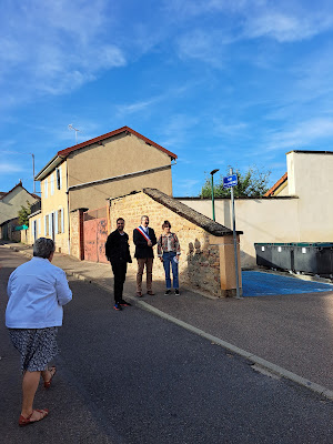 Place Bernard DUFOUX à La Clayette