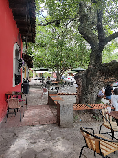 Plaza Colonial - F955+XJG, Calle 5 NO, Comayagua, Honduras