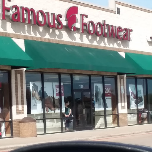 Shoe Store «Famous Footwear», reviews and photos, 3950 S Carrier Pkwy, Grand Prairie, TX 75052, USA