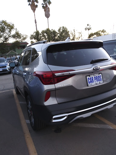 Kia Dealer «Car Pros Kia Glendale», reviews and photos, 400 S Brand Blvd, Glendale, CA 91204, USA