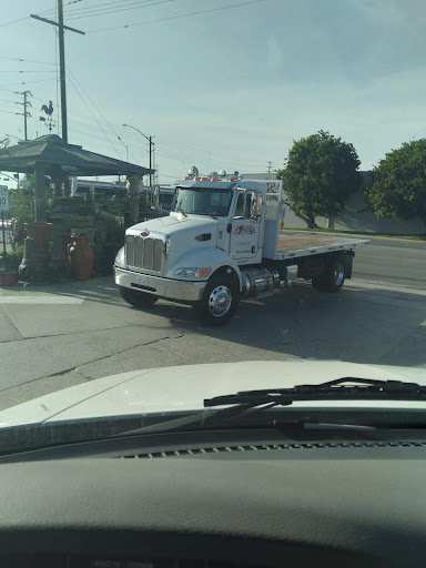 Building Materials Supplier «Thompson Building Materials Design Center», reviews and photos, 1716 N Case St, Orange, CA 92865, USA