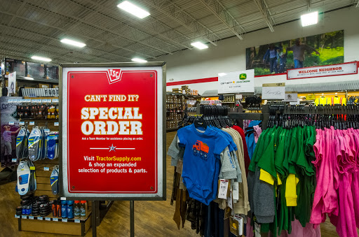 Home Improvement Store «Tractor Supply Co.», reviews and photos, 2320 Fairview Blvd, Fairview, TN 37062, USA