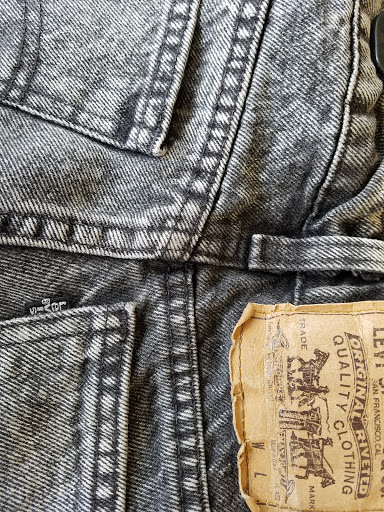 Thrift Store «Triad Goodwill Store & Donation Center», reviews and photos, 106 Muirs Chapel Rd, Greensboro, NC 27407, USA