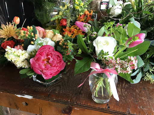 Florist «Galleria Florist», reviews and photos, 7187 Lee Hwy, Falls Church, VA 22046, USA