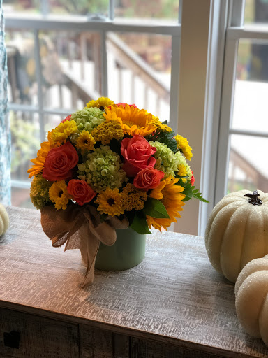 Florist «Valley Florist», reviews and photos, 301 Merrimack St, Methuen, MA 01844, USA