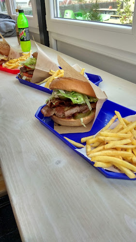 Comentarii opinii despre American Burger