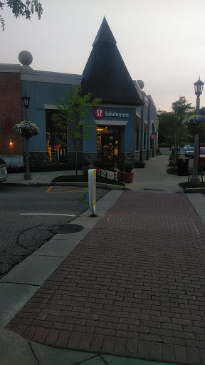 Sportswear Store «lululemon», reviews and photos, 252 Adams Rd, Rochester Hills, MI 48309, USA