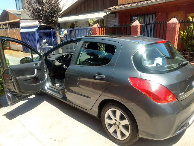 Blue car wash El Otro Lavado