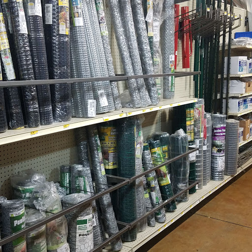 Pet Store «Irish Trail Farm & Pet Supply», reviews and photos, 102 S Hwy 27, Clermont, FL 34711, USA