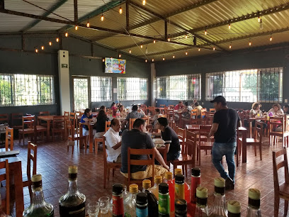 Las Patronas Asadero Restaurante Familiar - 95760, México Carretera costera del golfo Minatitlán, 95760 San Andrés Tuxtla, Ver., Mexico