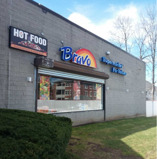 Grocery Store «Bravo Supermarkets», reviews and photos, 1291 Albany Ave, Hartford, CT 06112, USA