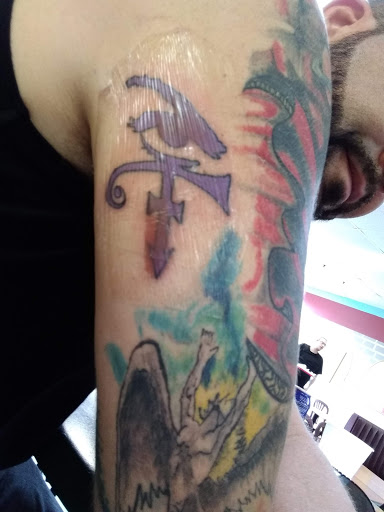 Shopping Mall «Hi-Lake Shopping Center», reviews and photos, 2218 E Lake St, Minneapolis, MN 55407, USA